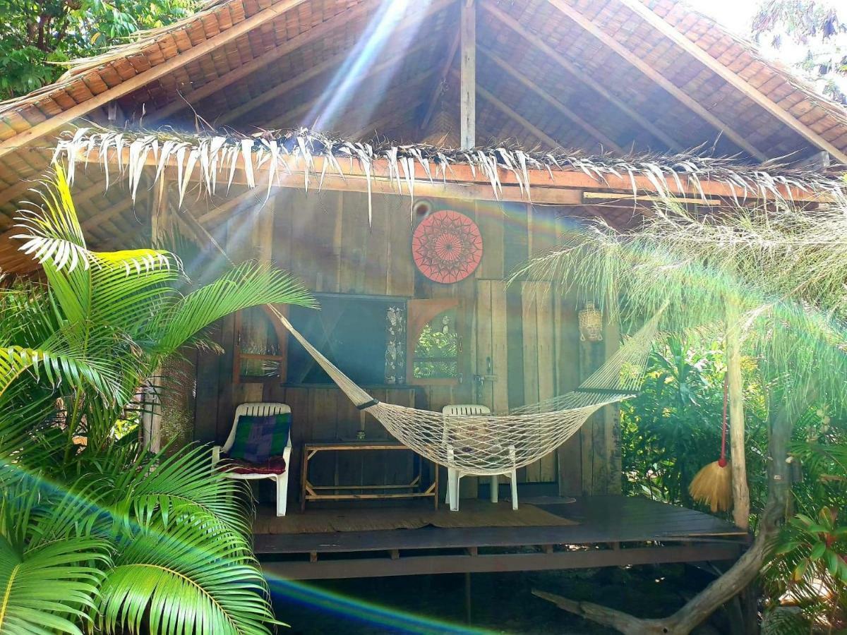Sabai Sabai Beach Bungalows Koh Phayam Luaran gambar